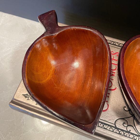 Vintage MCM heart shape nut trinket bowls leaf shape lot of 2 bowls - Picture 15 of 16